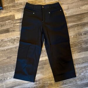 Liz Claiborne Black Ankle Pants / DG133